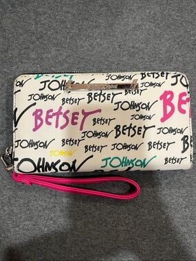 Betsey Johnson White Signature Print Wristlet with Hot Pink Strap